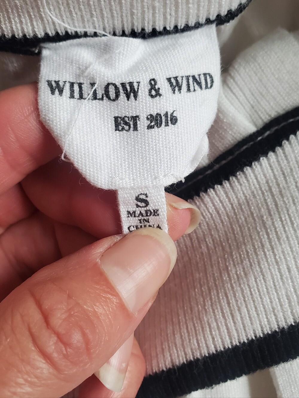 Willow & WInd White Pleated Golf Tennis Mini Skirt with Black Trim Size S - Picture 2 of 6